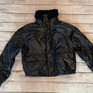 All in Motion Black Puffer Fleece Jacket XS